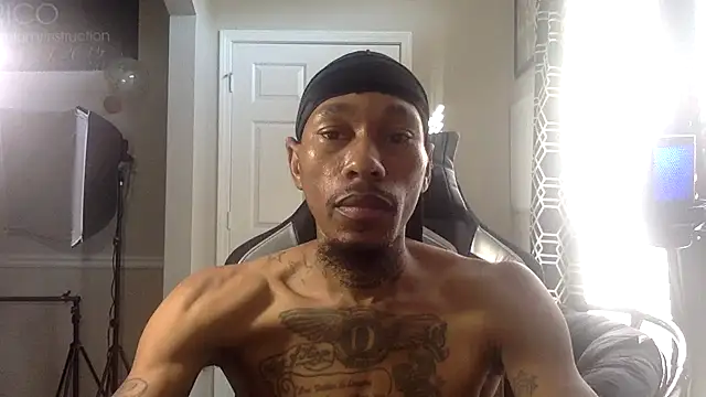 Snapshot of KingDerRico chatting on January 13, 2026, 7:41 pm KingDerRico online show from January 13, 2026, 7:41 pm