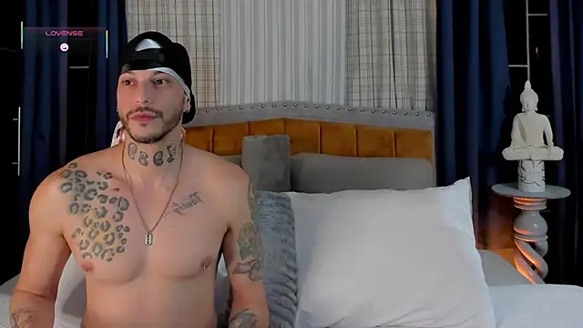 RickG Oficial online show from August 1, 2026, 1:05 am
