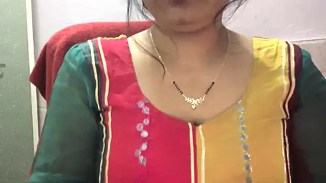 Gulaboo bhabi online show from January 8, 2026, 4:48 am