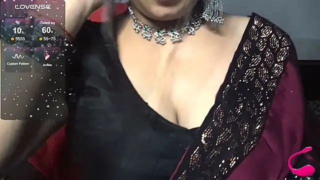 Snapshot of Gulaboo_bhabi chatting on July 9, 2026, 1:09 am Gulaboo bhabi online show from July 9, 2026, 1:09 am