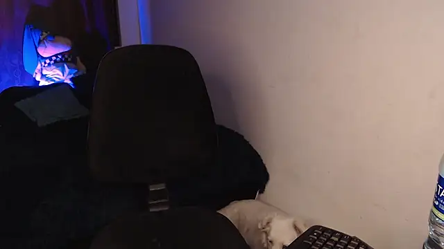 Snapshot of Zoe--khalL chatting on February 5, 2026, 6:07 am Zoe--khalL online show from February 5, 2026, 6:07 am