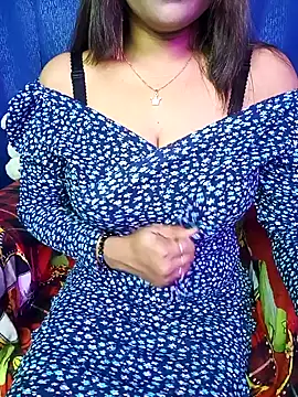 Snapshot of beauty_alina chatting on February 10, 2025, 3:21 pm beauty alina online show from February 10, 2025, 3:21 pm