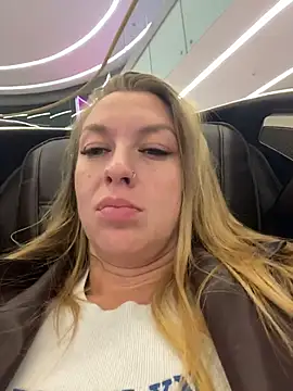 Sweet   Emily online show from November 12, 2025, 4:40 pm