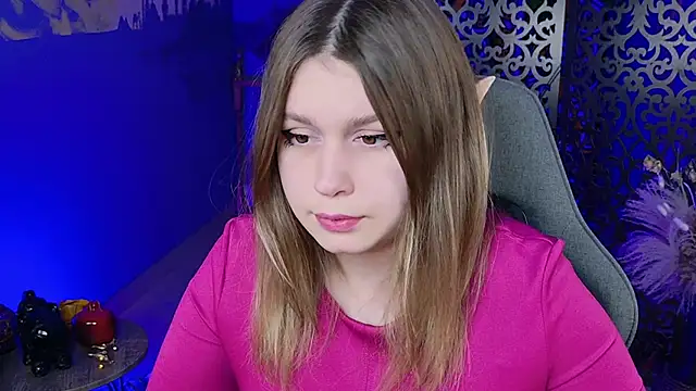 FioraMarmoris online show from January 8, 2025, 8:38 am