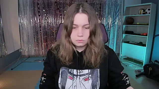 FioraMarmoris online show from March 22, 2025, 5:17 am