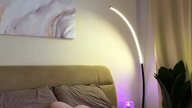 Eva Natsumi online show from February 24, 2025, 10:59 am