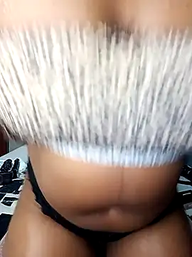 Snapshot of Queen-Chocolate chatting on January 31, 2026, 8:51 pm Queen-Chocolate online show from January 31, 2026, 8:51 pm