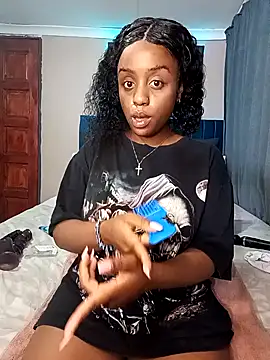 Snapshot of Queen-Chocolate chatting on March 1, 2026, 5:04 pm Queen-Chocolate online show from March 1, 2026, 5:04 pm