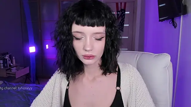 Snapshot of ElizabethBritanny chatting on February 14, 2026, 8:49 pm ElizabethBritanny online show from February 14, 2026, 8:49 pm