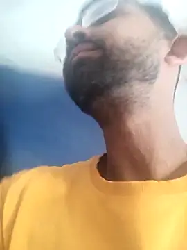 sagarghai07 online show from April 17, 2026, 10:07 am