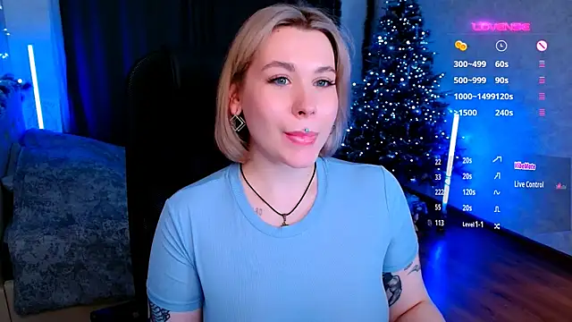 Snapshot of Blueberry-baby chatting on January 5, 2025, 8:00 pm Blueberry-baby online show from January 5, 2025, 8:00 pm