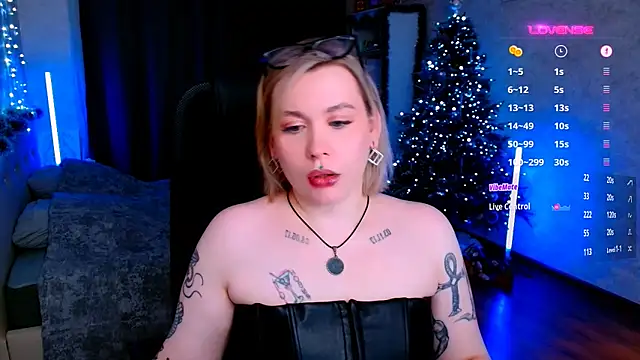 Snapshot of Blueberry-baby chatting on January 13, 2025, 7:31 pm Blueberry-baby online show from January 13, 2025, 7:31 pm