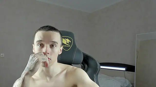 Snapshot of MasonWarholl chatting on December 30, 2024, 8:47 pm MasonWarholl online show from December 30, 2024, 8:47 pm