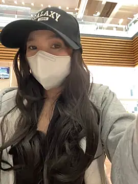 miyababytw online show from January 13, 2026, 10:42 am