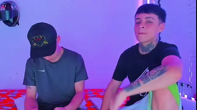 HOT boy2025 online show from December 4, 2024, 11:24 pm