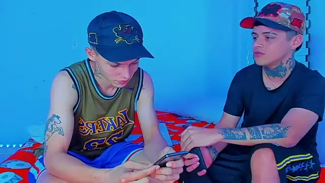 HOT boy2025 online show from December 25, 2024, 8:50 pm