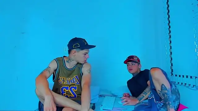 HOT boy2025 online show from January 31, 2025, 2:39 pm