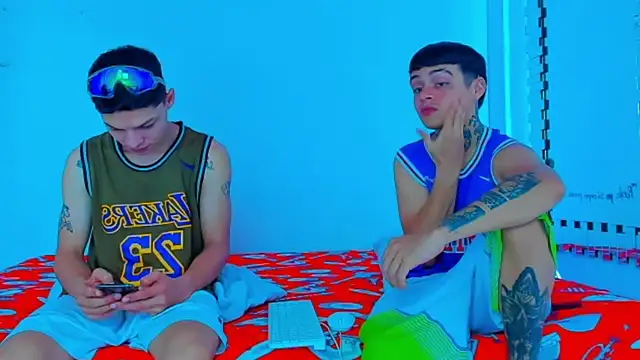 HOT boy2025 online show from February 24, 2025, 5:53 pm