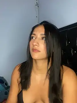 Snapshot of mailyreid chatting on January 8, 2025, 2:14 am mailyreid online show from January 8, 2025, 2:14 am