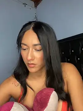 Snapshot of mailyreid chatting on February 1, 2025, 4:03 am mailyreid online show from February 1, 2025, 4:03 am