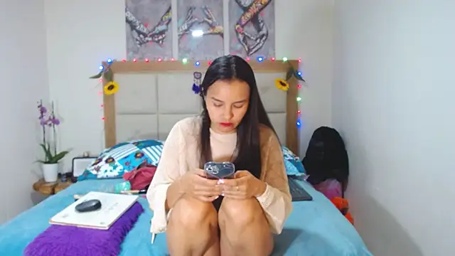valentina hearts online show from March 12, 2025, 4:08 am