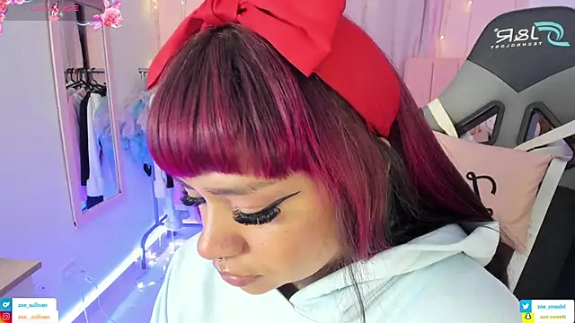 Snapshot of zoesullivan chatting on February 4, 2026, 9:37 am zoesullivan online show from February 4, 2026, 9:37 am