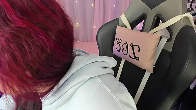 Snapshot of zoesullivan chatting on February 20, 2026, 9:54 am zoesullivan online show from February 20, 2026, 9:54 am