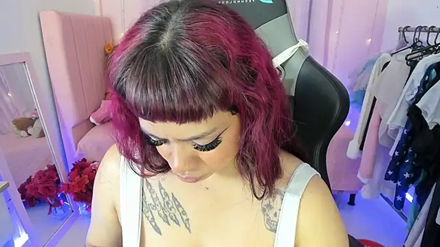 Snapshot of zoesullivan chatting on February 28, 2026, 9:32 am zoesullivan online show from February 28, 2026, 9:32 am