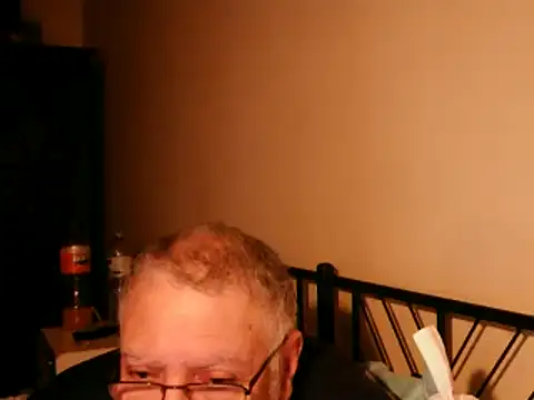 100Tauros online show from October 15, 2025, 4:01 am