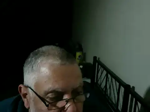 100Tauros online show from April 6, 2026, 9:49 pm