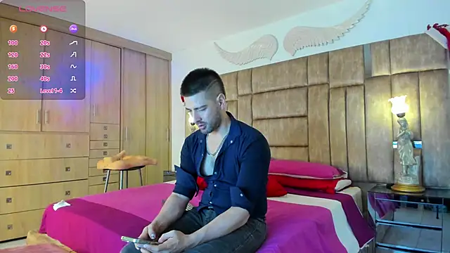 petterwilly1 online show from December 18, 2024, 4:17 pm