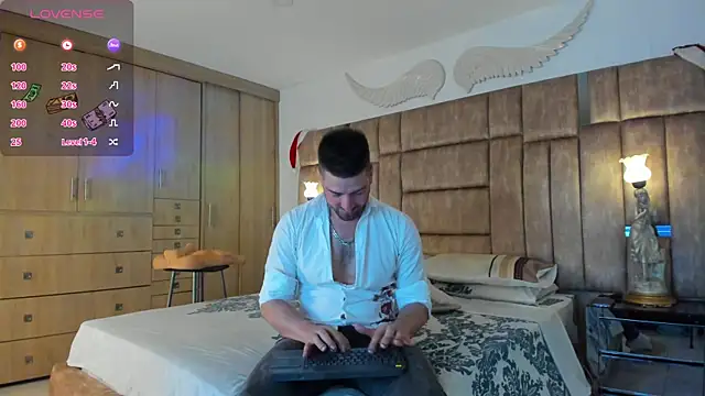 petterwilly1 online show from January 8, 2025, 4:11 pm