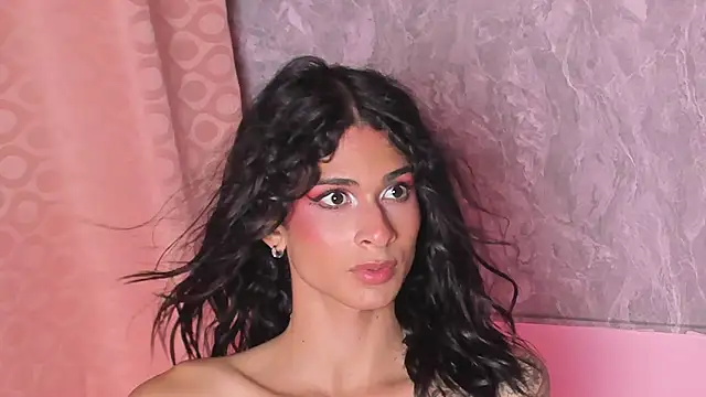 Snapshot of Mara_friendboy699 chatting on March 21, 2025, 10:39 pm Mara friendboy699 online show from March 21, 2025, 10:39 pm