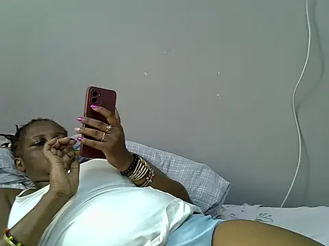 Snapshot of Hot_Caro chatting on December 27, 2024, 1:07 pm Hot Caro online show from December 27, 2024, 1:07 pm