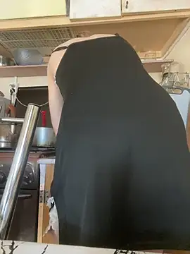 Snapshot of Romsticks chatting on March 7, 2026, 9:28 am Romsticks online show from March 7, 2026, 9:28 am