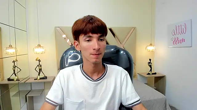 Snapshot of Jake_evans chatting on February 7, 2026, 7:39 pm Jake evans online show from February 7, 2026, 7:39 pm