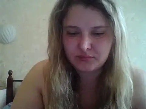 Snapshot of ParisMimi chatting on February 25, 2026, 10:14 am ParisMimi online show from February 25, 2026, 10:14 am