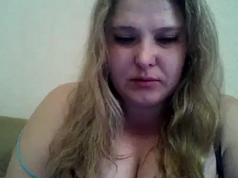 Snapshot of ParisMimi chatting on March 3, 2026, 9:04 am ParisMimi online show from March 3, 2026, 9:04 am