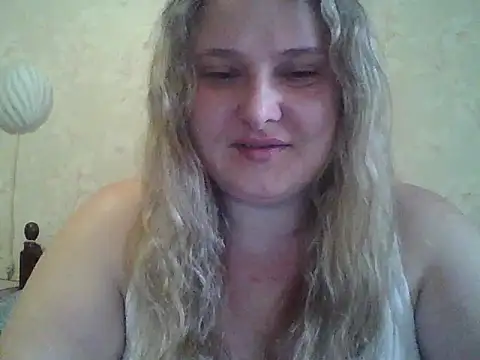 Snapshot of ParisMimi chatting on March 28, 2026, 9:31 am ParisMimi online show from March 28, 2026, 9:31 am