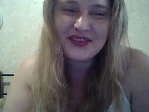 Snapshot of ParisMimi chatting on April 11, 2026, 7:45 am ParisMimi online show from April 11, 2026, 7:45 am
