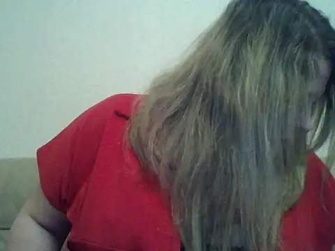 Snapshot of ParisMimi chatting on April 24, 2026, 8:22 pm ParisMimi online show from April 24, 2026, 8:22 pm