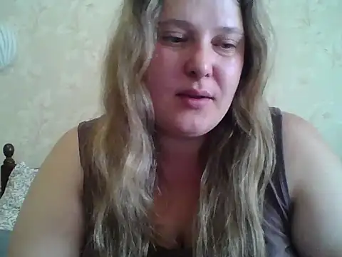 Snapshot of ParisMimi chatting on May 19, 2026, 7:26 am ParisMimi online show from May 19, 2026, 7:26 am