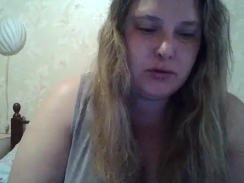 Snapshot of ParisMimi chatting on June 3, 2026, 5:54 am ParisMimi online show from June 3, 2026, 5:54 am