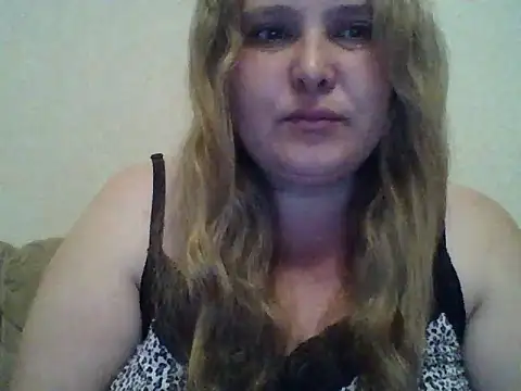 Snapshot of ParisMimi chatting on June 6, 2026, 9:19 pm ParisMimi online show from June 6, 2026, 9:19 pm