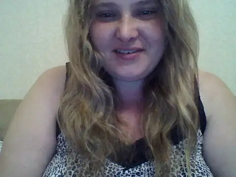 Snapshot of ParisMimi chatting on June 7, 2026, 8:56 pm ParisMimi online show from June 7, 2026, 8:56 pm