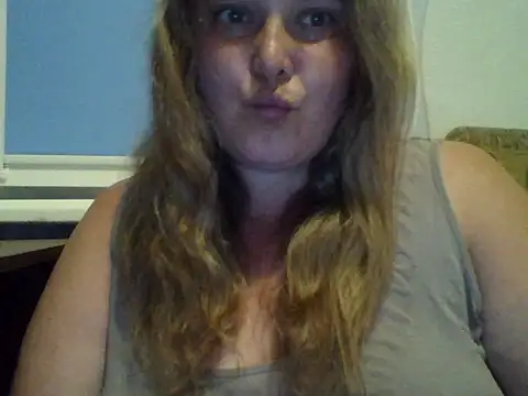 Snapshot of ParisMimi chatting on June 25, 2026, 11:31 pm ParisMimi online show from June 25, 2026, 11:31 pm