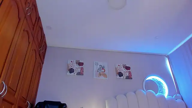 Snapshot of martinaaricci chatting on November 12, 2025, 12:16 pm martinaaricci online show from November 12, 2025, 12:16 pm