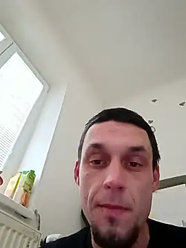 Snapshot of HonzaRe chatting on January 14, 2026, 1:39 pm HonzaRe online show from January 14, 2026, 1:39 pm