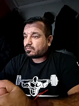 Futacisu online show from November 3, 2025, 8:10 pm