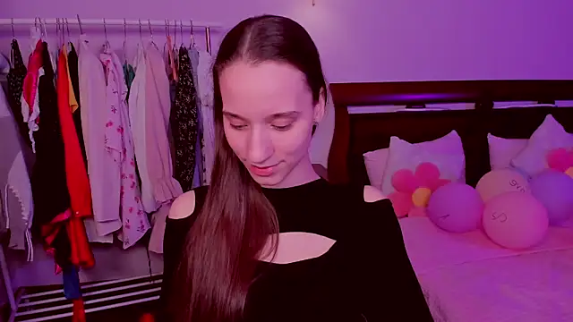 Snapshot of StaceySunny chatting on February 5, 2026, 5:39 pm StaceySunny online show from February 5, 2026, 5:39 pm